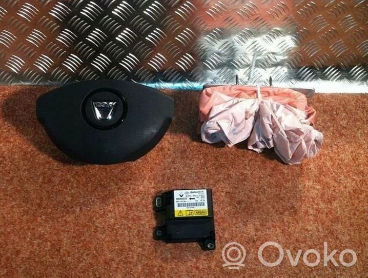 Dacia Duster Poduszki powietrzne Airbag / Komplet 