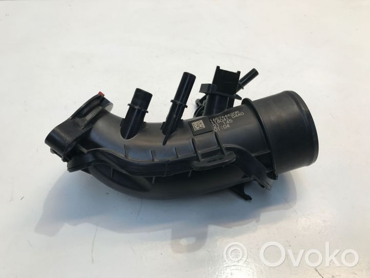 Nissan Qashqai J12 Rura / Wąż dolotowy powietrza 165764620R