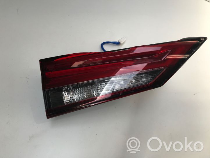 Nissan Qashqai J12 Lampy tylnej klapy bagażnika 20159004