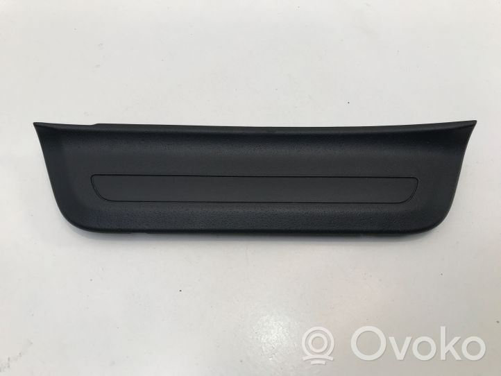 KIA Niro Garniture de marche-pieds arrière 85878AT000