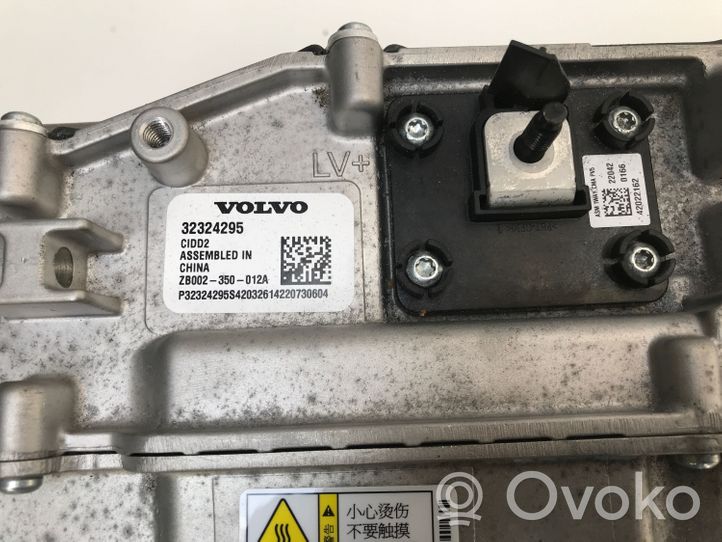 Volvo XC40 Convertisseur / inversion de tension inverseur 32324295