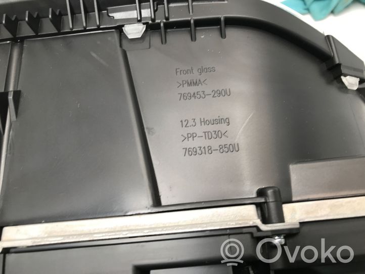 Volvo XC40 Tachimetro (quadro strumenti) P32356877