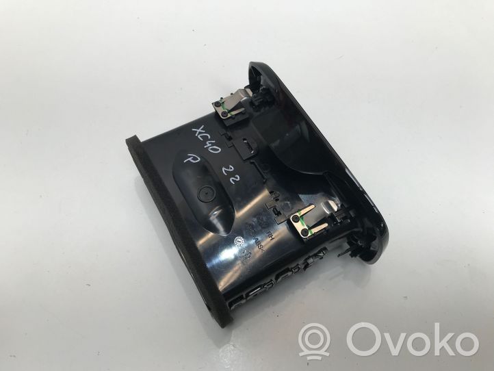 Volvo XC40 Copertura griglia di ventilazione laterale cruscotto 31442626