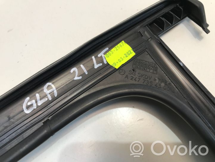 Mercedes-Benz GLA H247 Rivestimento portiera posteriore (modanatura) A2477354300