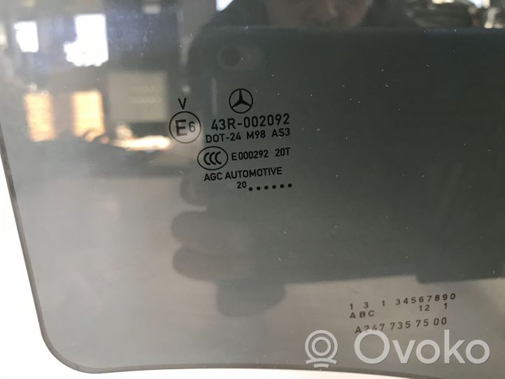 Mercedes-Benz GLA H247 Vitre de fenêtre porte arrière A2477357500