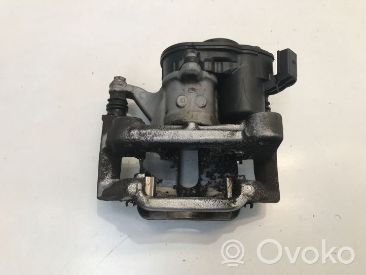 Nissan Qashqai J12 Pinza del freno posteriore 440106RA0B