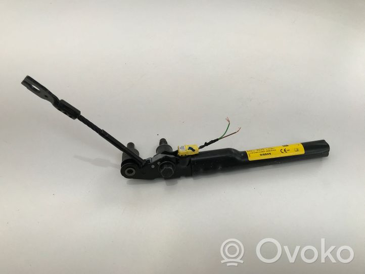 Nissan Qashqai J12 Klamra środkowego pasa bezpieczeństwa fotela tylnego 868886UA0A