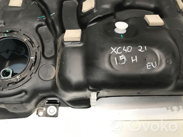 Volvo XC40 Serbatoio del carburante 32325103