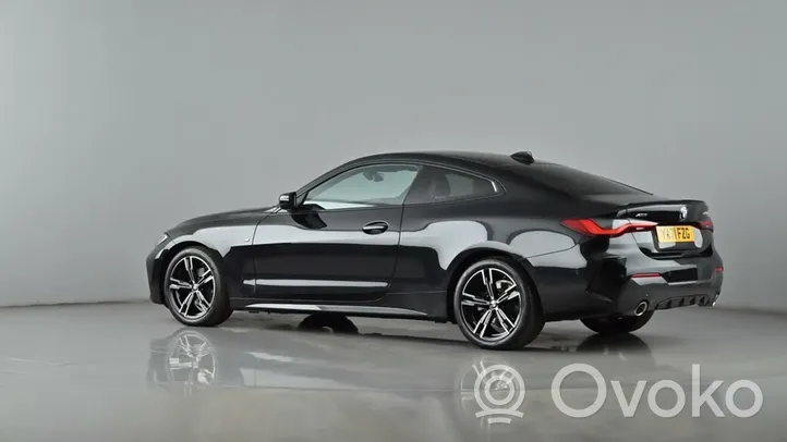 BMW 4 G22 G23 G24 G26 Uszczelka pokrywy silnika / maski przedniej 7419380