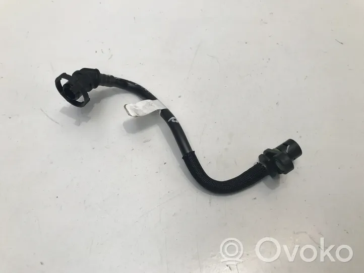 BMW 4 G22 G23 G24 G26 Tubo di sfiato 8699312