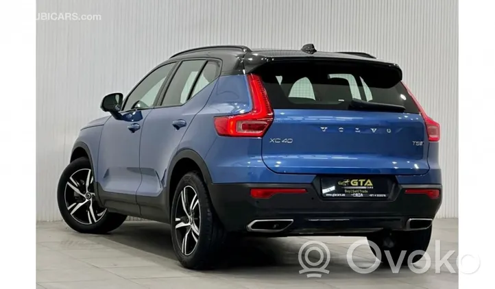 Volvo XC40 Logo/stemma case automobilistiche 