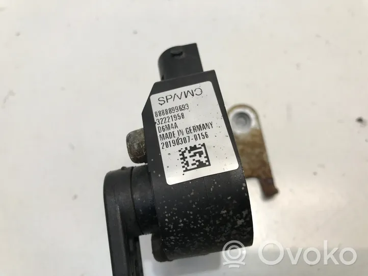 Volvo XC40 Sensore di livello faro/fanale 32221958