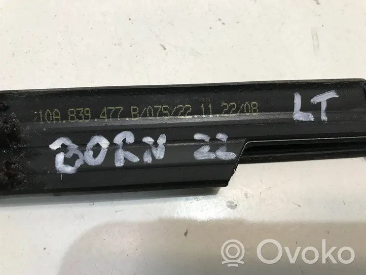 Cupra Born Moulure de vitre de la porte avant 10A839477B