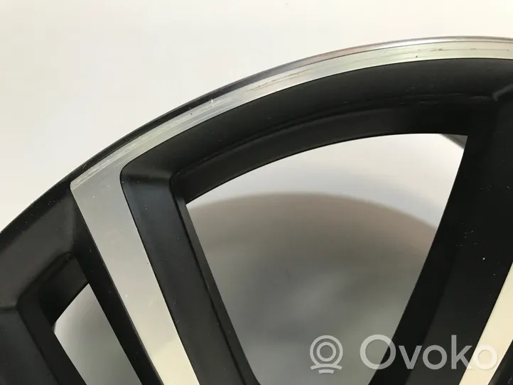 Volvo XC40 Cerchione in lega R20 31471558