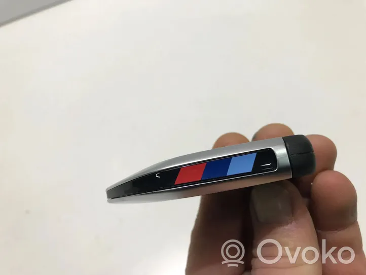 BMW 4 G22 G23 G24 G26 Klucz / Karta zapłonu 5A40689