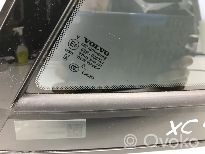 Volvo XC40 Vetro del deflettore posteriore 32244805