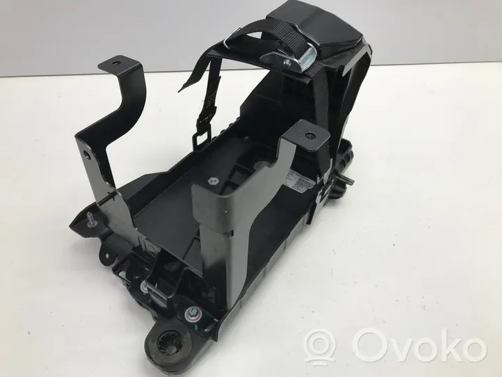 Volvo XC40 Vassoio scatola della batteria 32348534