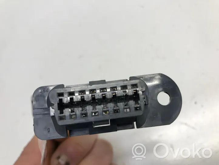 Volvo XC40 Connecteur radio EUR ISO 