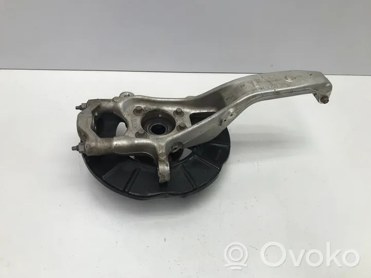 Mazda CX-60 Fusée d'essieu de moyeu de la roue avant F2017111