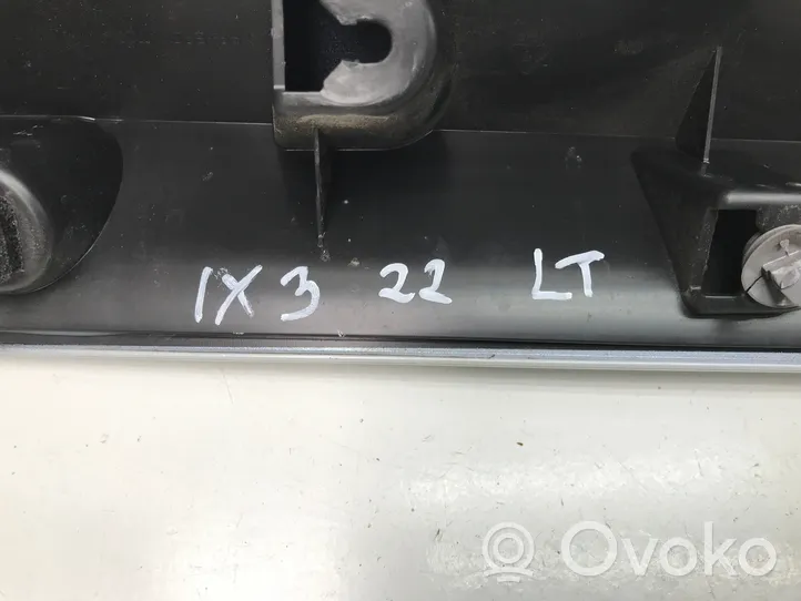 BMW iX3 G08 Takaoven lista (muoto) 8094305