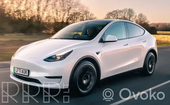 Tesla Model Y Etuoven tuulilasin kisko 149571100D