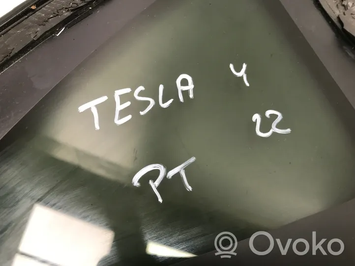Tesla Model Y Finestrino/vetro retro 160080900C