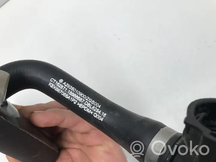 Mercedes-Benz EQC Tubo flessibile del liquido di raffreddamento del motore A2935010900