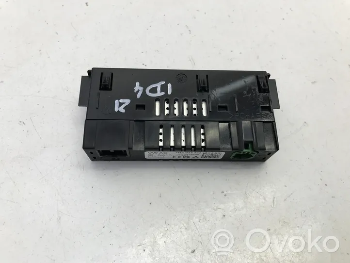 Volkswagen ID.4 Connecteur/prise USB 5NA035736