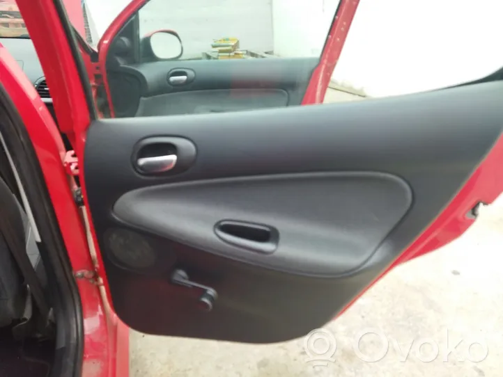 Peugeot 206+ Garniture panneau de porte arrière 
