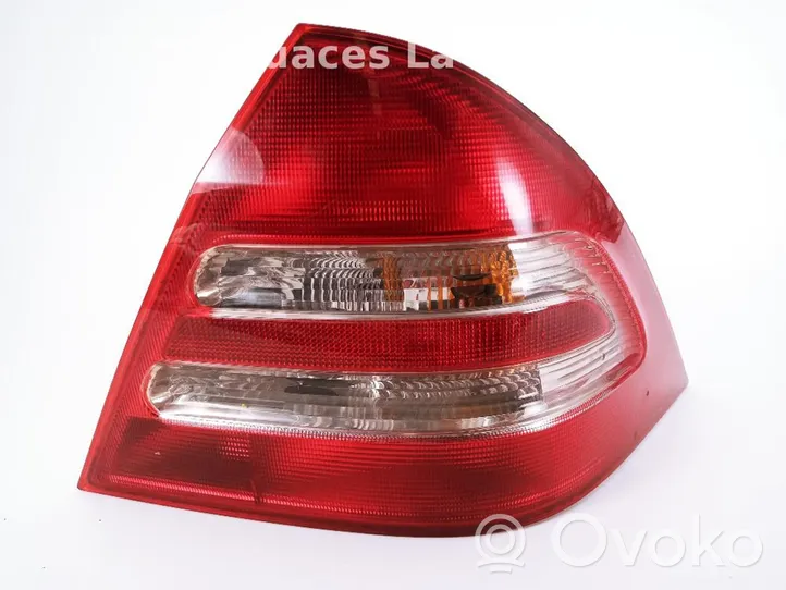 Mercedes-Benz C AMG W203 Lampa tylna 