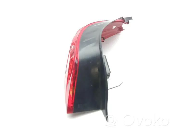 Peugeot 5008 Luci posteriori 9686293780A