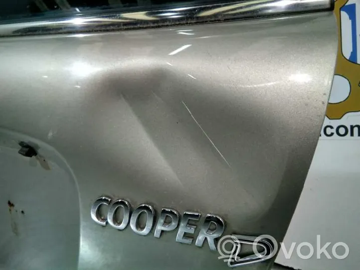 Mini One - Cooper R56 Takaluukun/tavaratilan kansi 