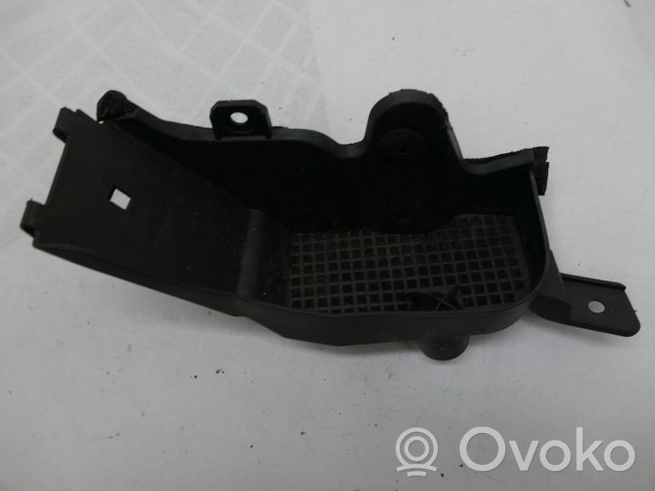 Audi A3 S3 8P Muu kynnyksen/pilarin verhoiluelementti 8P7813950