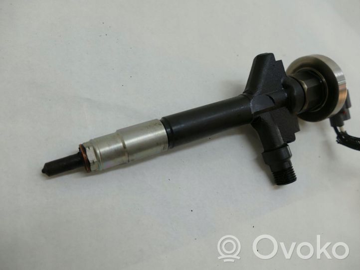 Mazda MPV II LW Injecteur de carburant 13H50