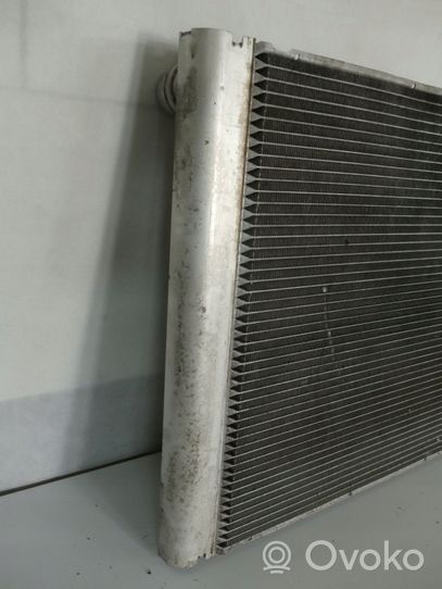 Audi A8 S8 D3 4E Radiateur de refroidissement 4E0121251