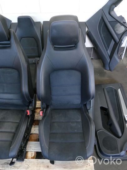 Mercedes-Benz C W204 Garnitures, kit cartes de siège intérieur avec porte 