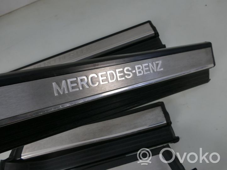 Mercedes-Benz S W140 Listwa progowa tylna / nakładka 1406800335