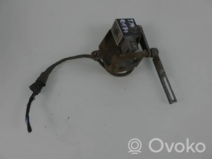 Mercedes-Benz SLK R171 Sensore di livello faro/fanale A0025428818