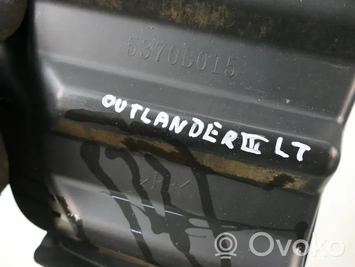 Mitsubishi Outlander Guardabarro trasero 5370B015