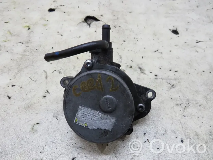 KIA Ceed Vacuum pump 