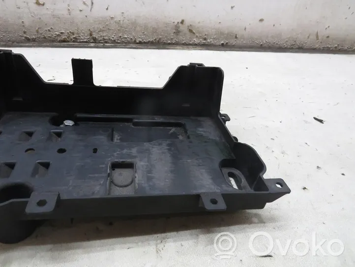 Opel Mokka Battery bracket 95933269