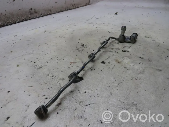 Toyota RAV 4 (XA40) Linea/tubo flessibile di ritorno del carburante 