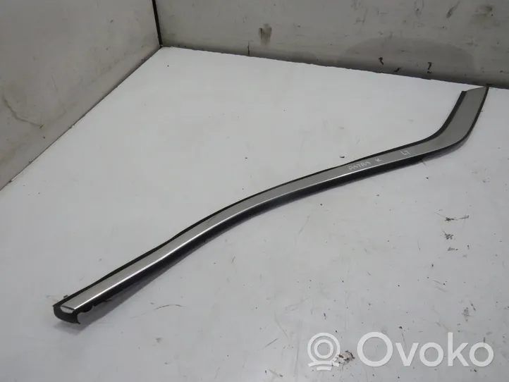 Opel Astra K Rear door windshield rail 