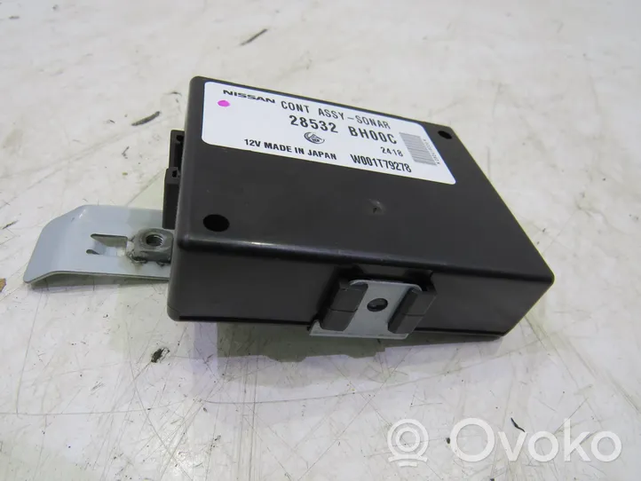 Nissan Note (E11) Unité de commande, module PDC aide au stationnement 28532BH00C