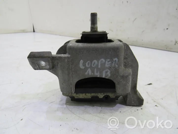 Mini One - Cooper Coupe R56 Valvola di depressione sul supporto motore 6778645