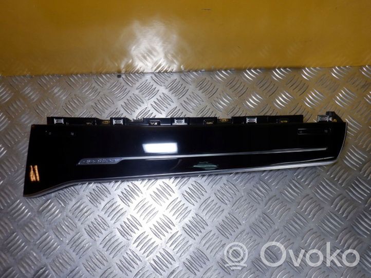 Audi A8 S8 D5 Rivestimento del pannello 4N1857200