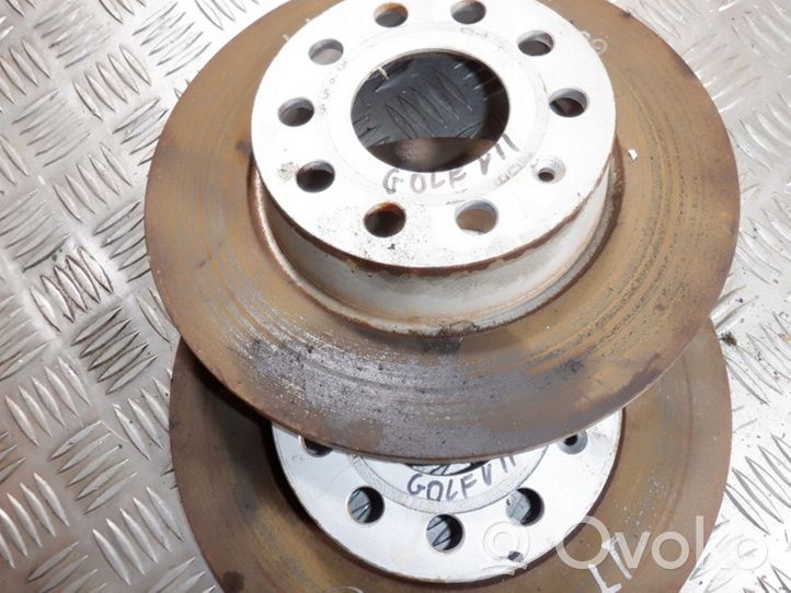 Volkswagen Golf VII Rear brake disc 