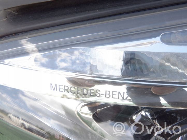 Mercedes-Benz S W222 Lampa przednia A2229060802