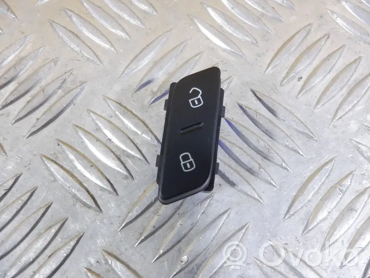 Volkswagen PASSAT B7 Central locking switch button 3AA962125