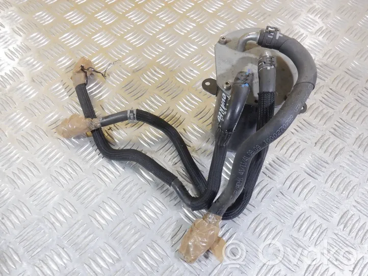 Volkswagen Touareg II Boîtier de filtre à carburant 7P6127401